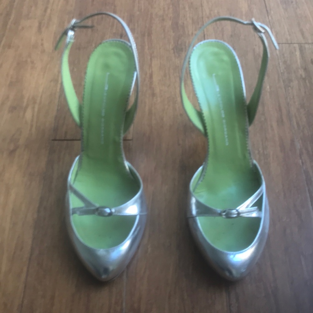 Leopoldo Giordano silver sling back heels